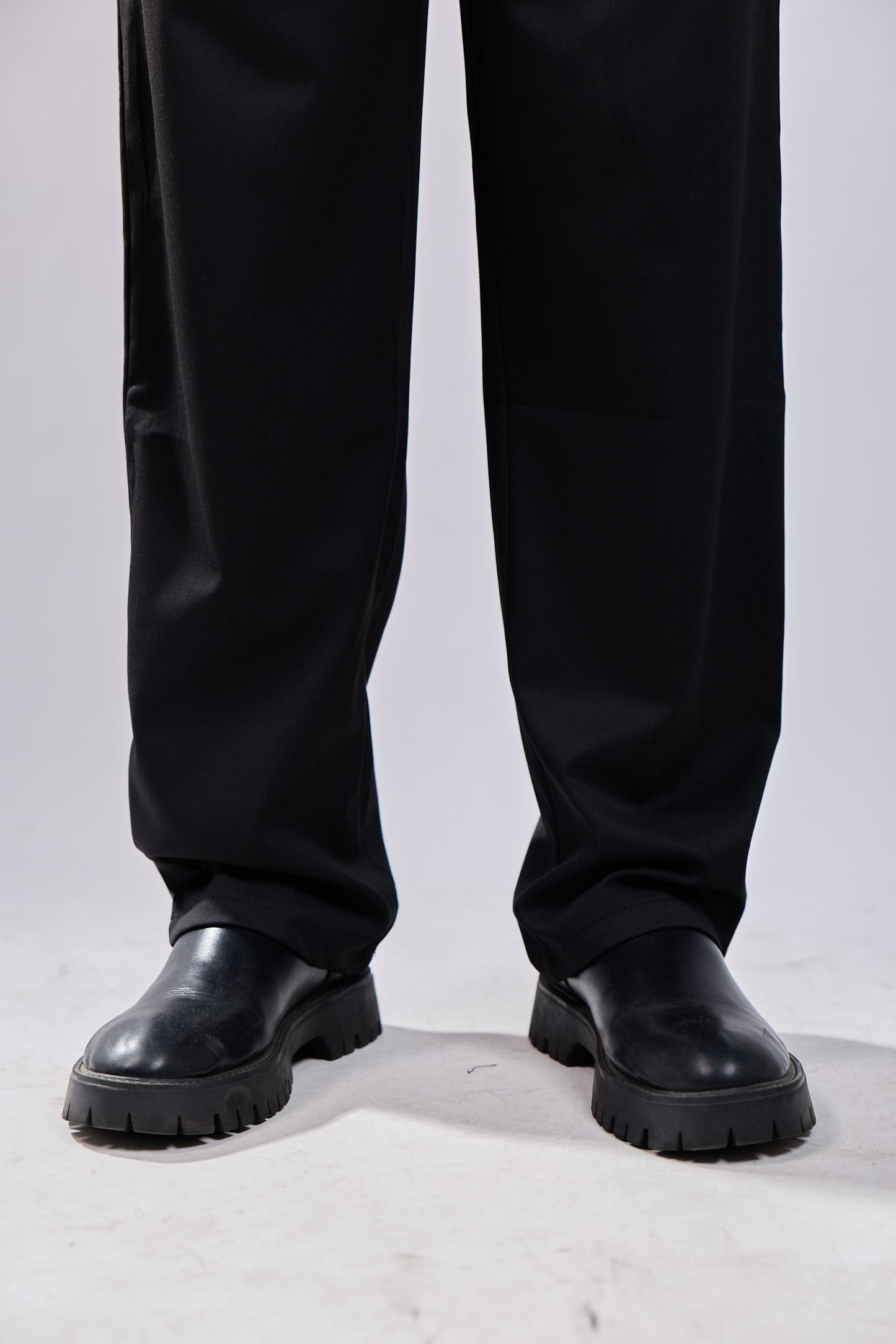 Classic Pleated Casual Pant