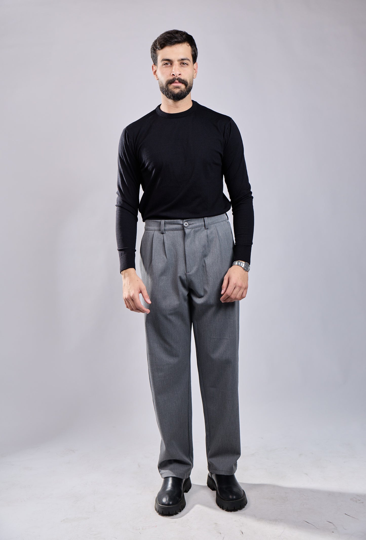 Lightweight Crew Neck Knit Sweater