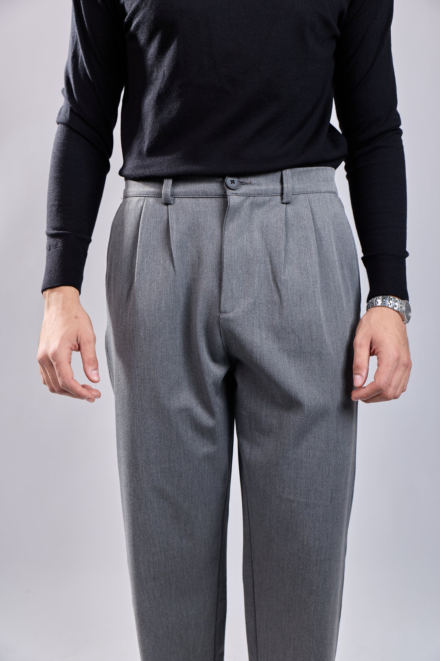 Classic Pleated Casual Pant